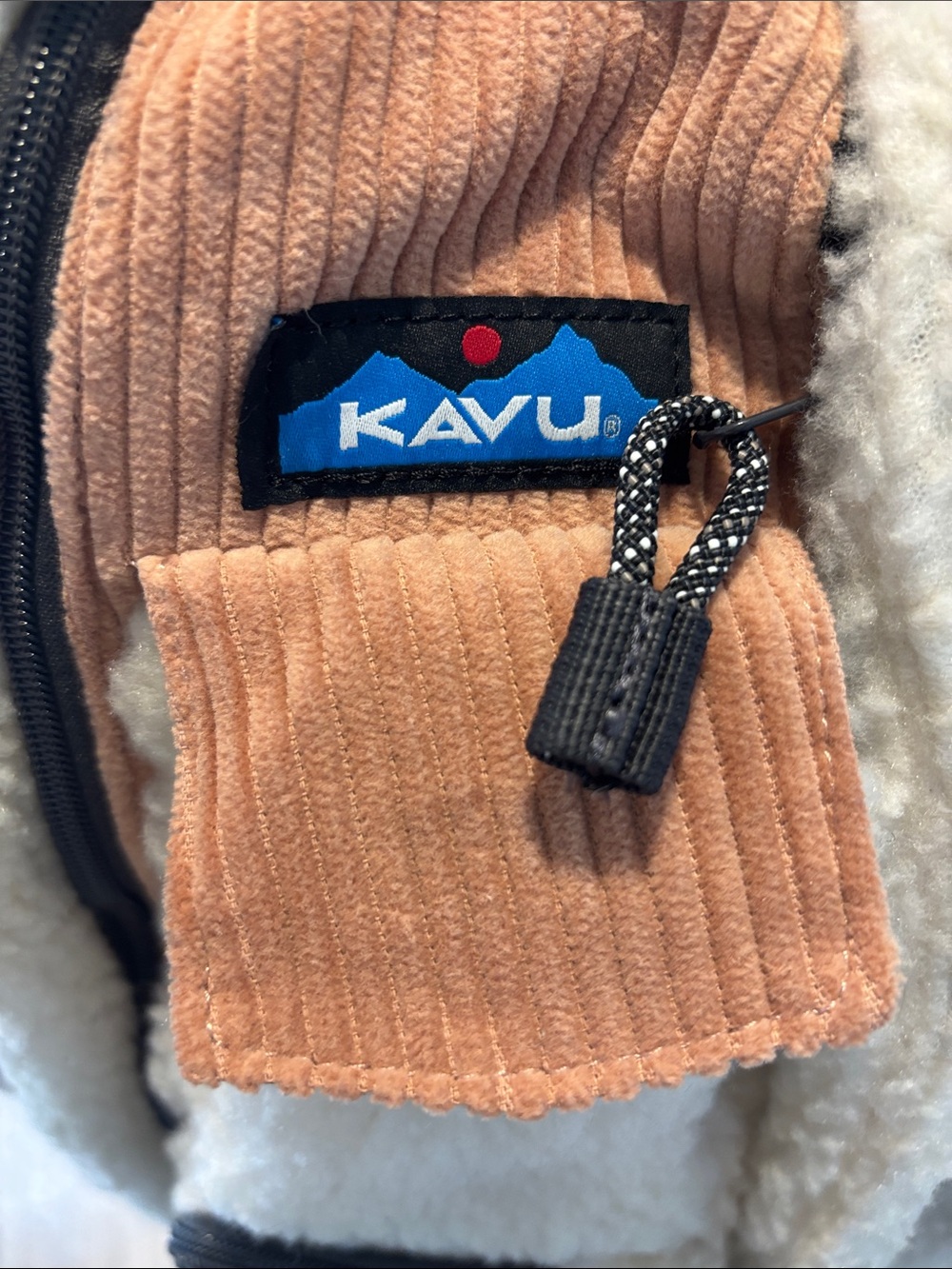 KAVU Rope Snug Sling Bag - Picture 12 of 16